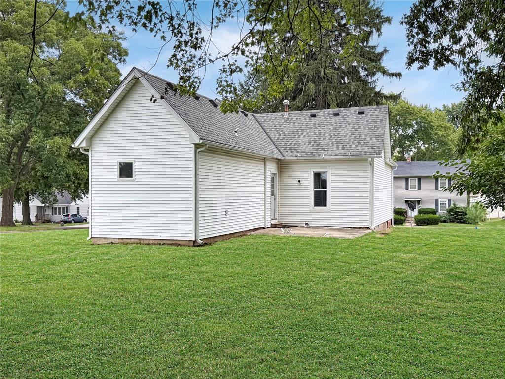 1100 Walnut Street - Photo 1