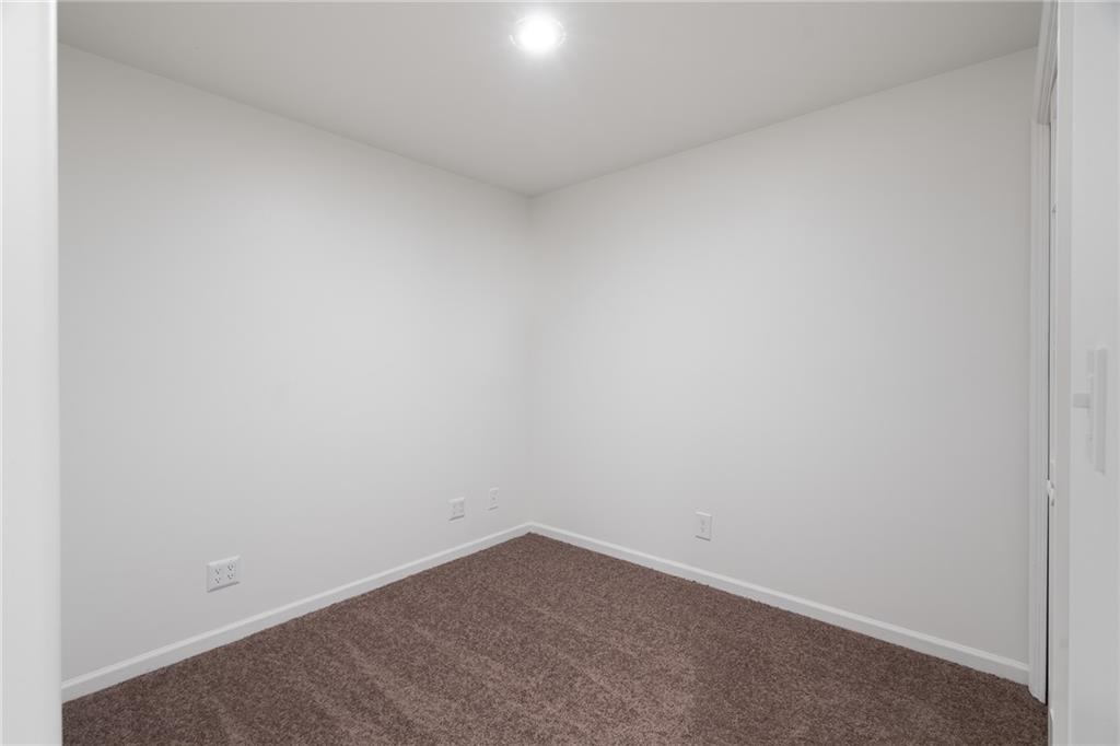 Thumbnail 36
