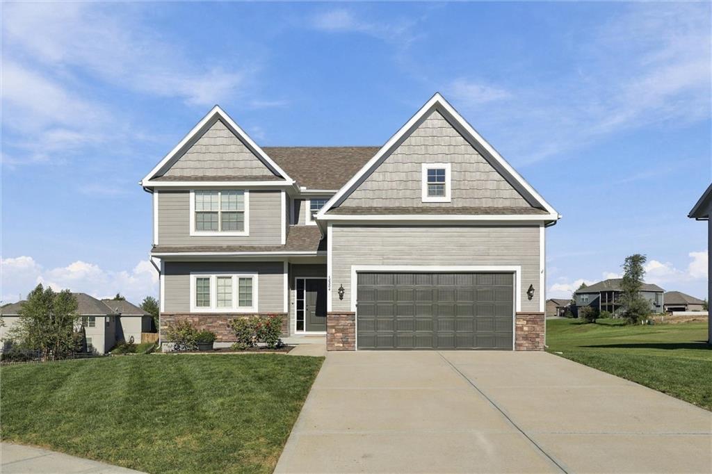 18304 Rock Creek Drive - Photo 1