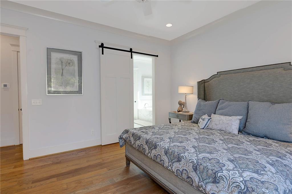 Image 17 of 47 - 1659 N DONAHUE DRIVE