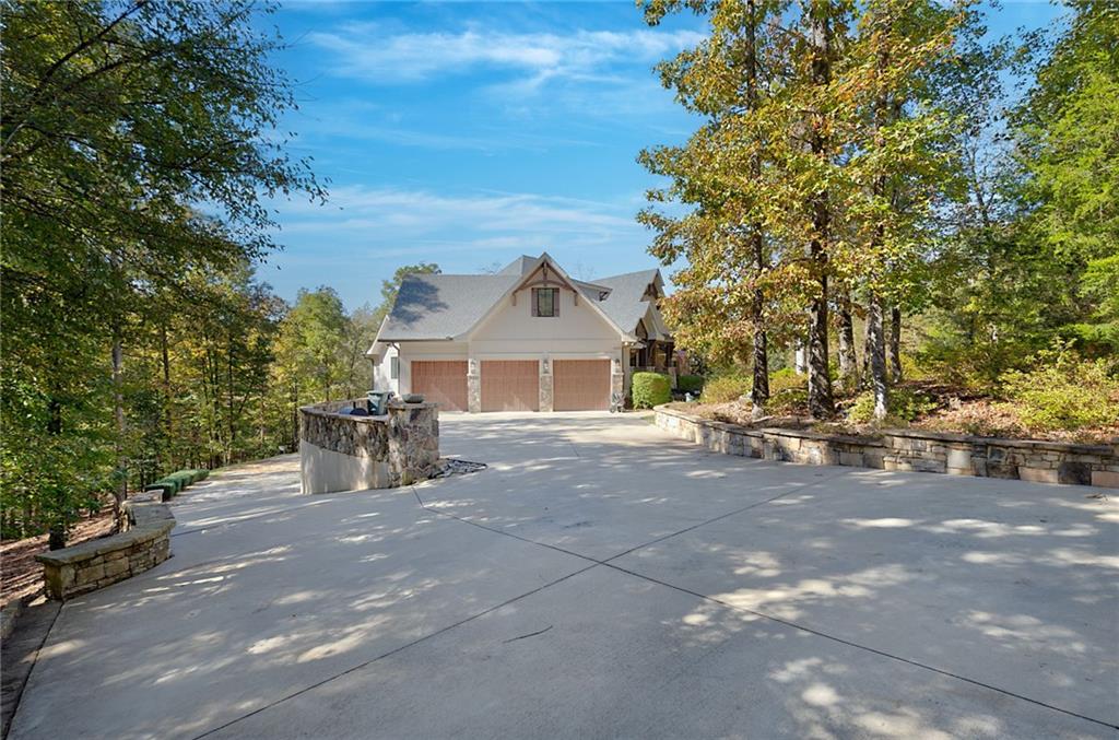 Image 3 of 47 - 1659 N DONAHUE DRIVE