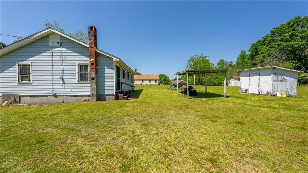 Image 12 of 20 - 555 COUNTY ROAD 129