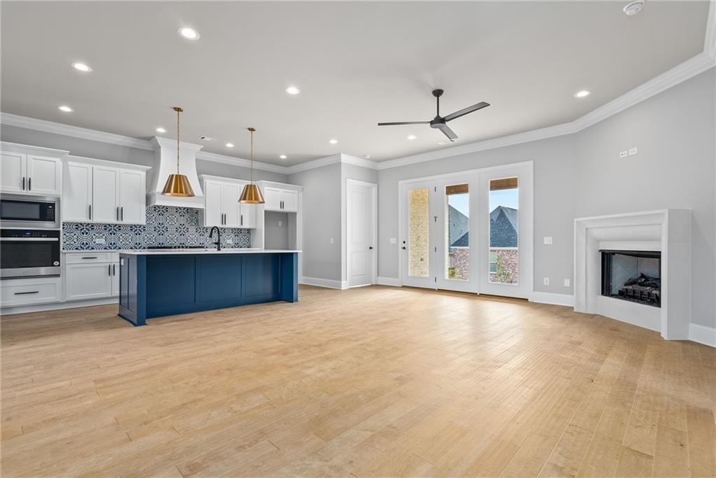 Image 9 of 19 - 587 GLENVIEW COURT