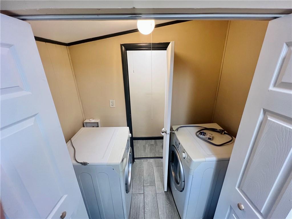 Image 9 of 14 - 244 N OAK STREET