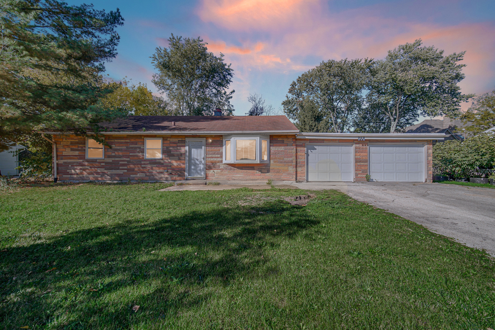 5720 S Madison Street photo 3