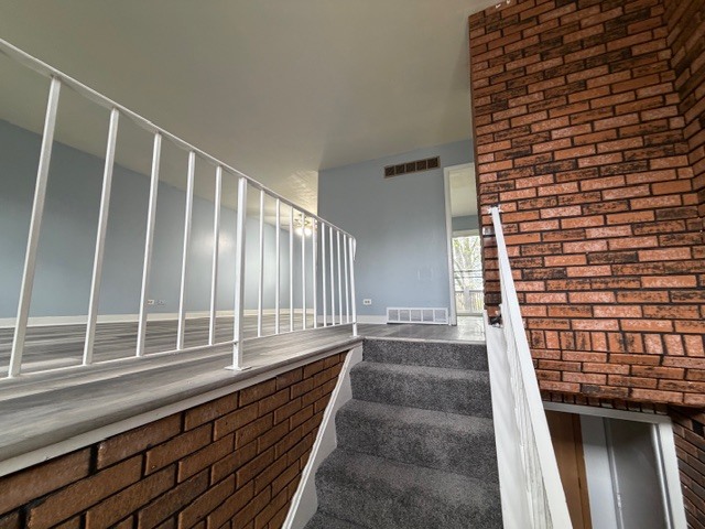 157 Plainview Drive photo 3
