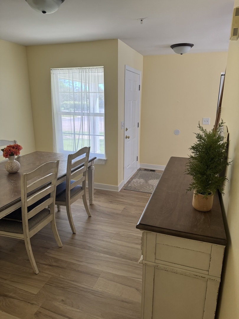 2497 Frost Drive photo 4
