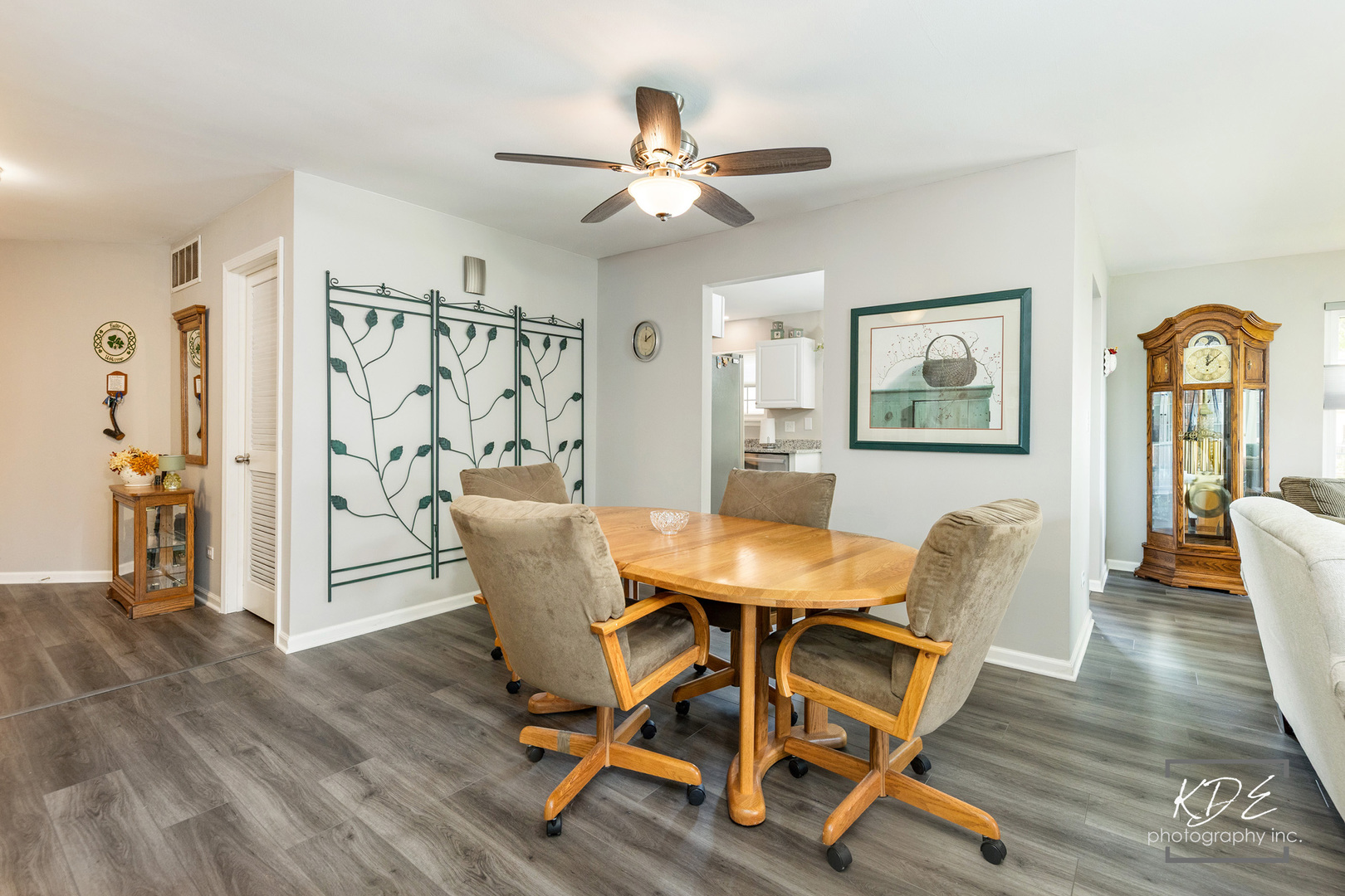 21255 Silktree Circle photo 4