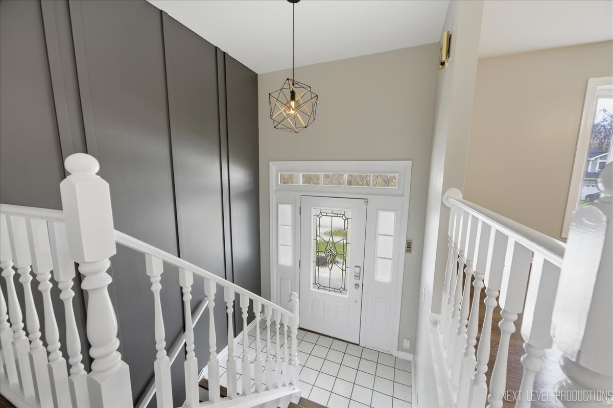 417 Cambridge Way photo 3