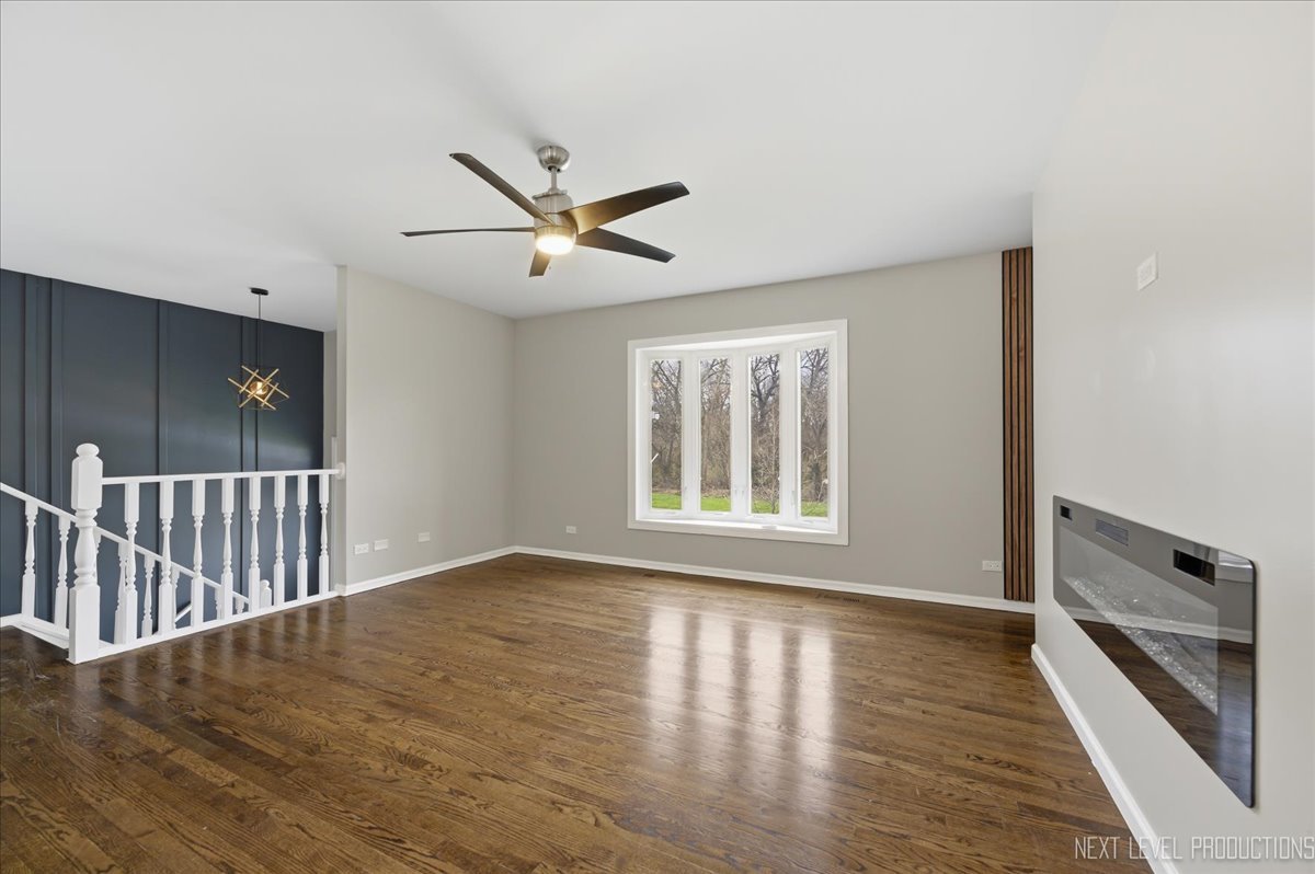 417 Cambridge Way photo 5