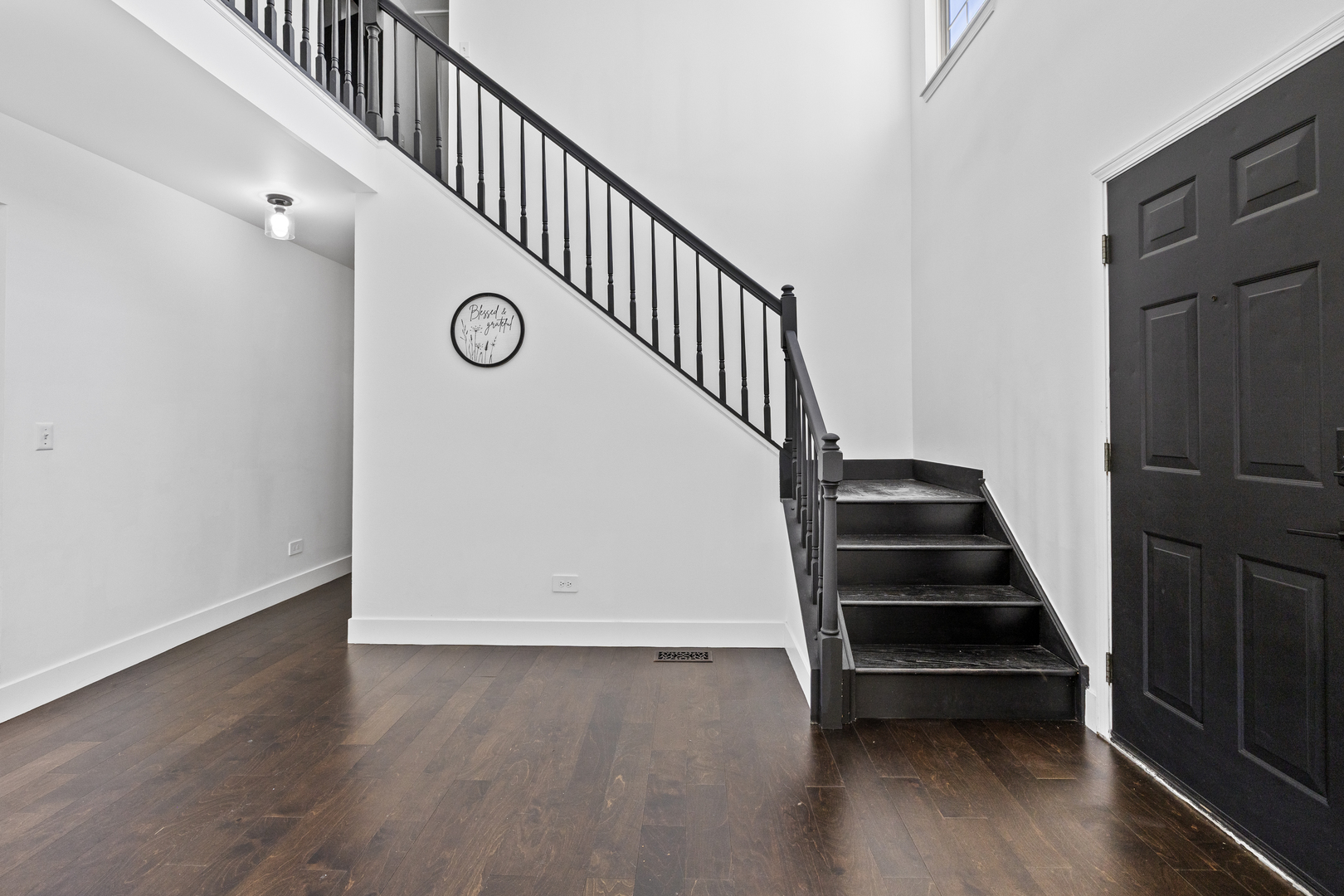 2462 Green Valley Court photo 5