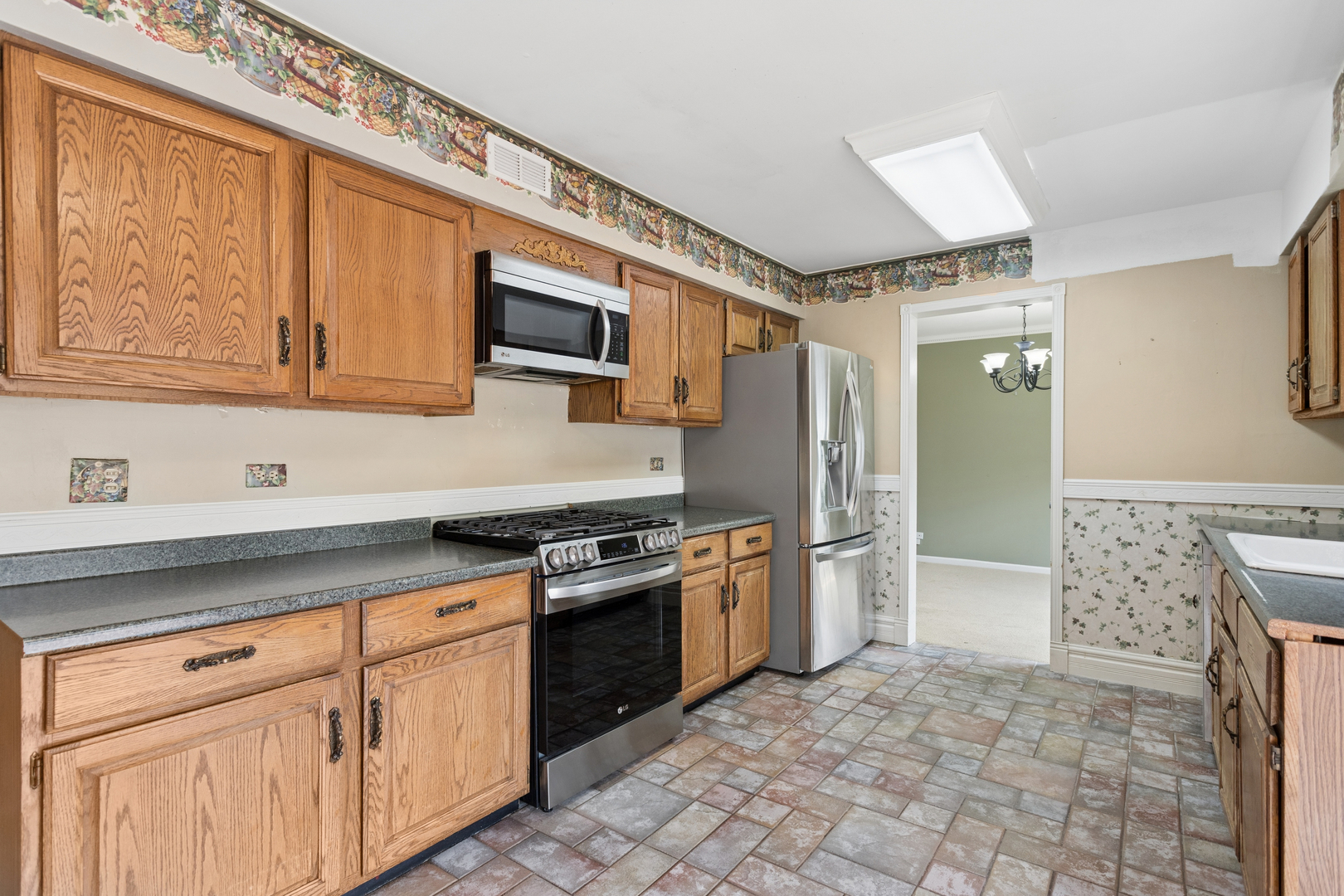213 Campbell Drive photo 5