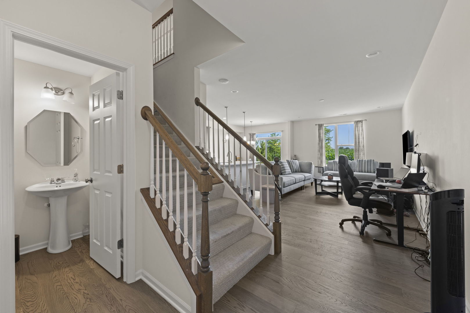 4200 Calder Lane photo 3