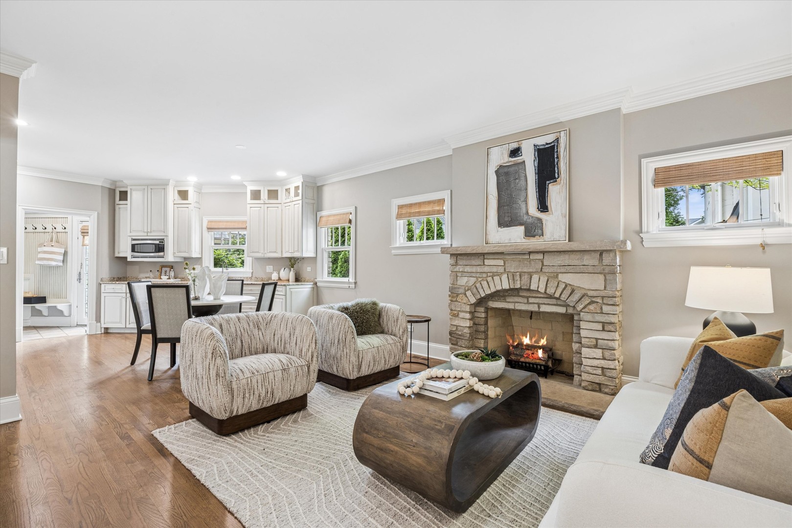 360 N Oak Street photo 5