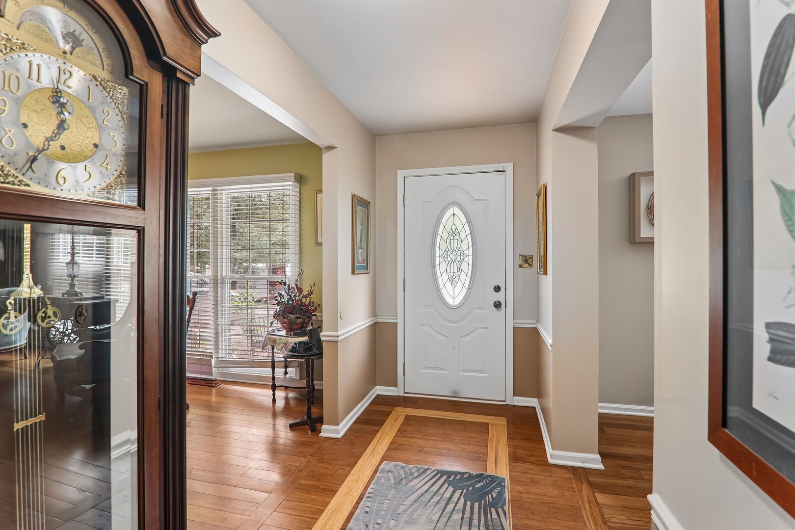 1644 Swallow Street photo 2