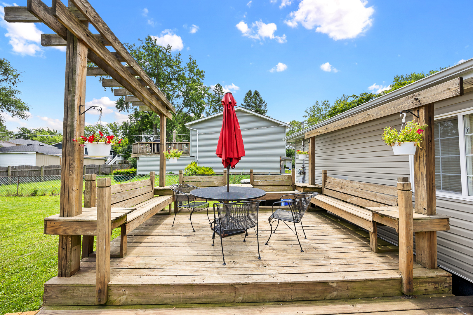 148 Bedford Road photo 3