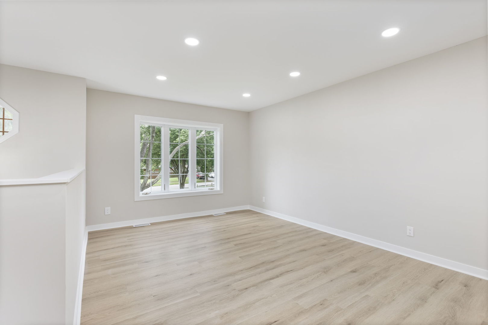 105 Cedarwood Court photo 4