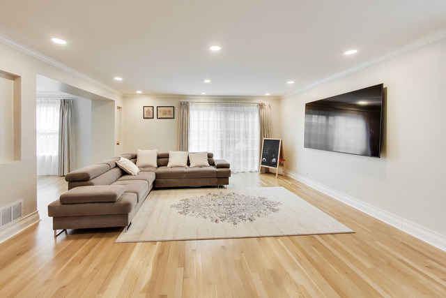 2198 Brookside Lane photo 5