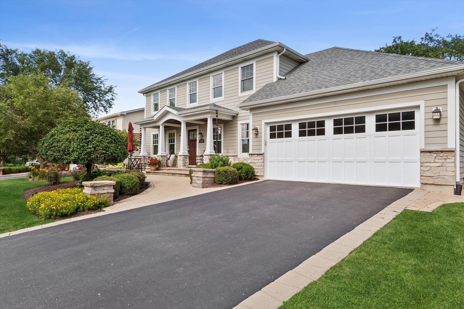 1137 Hyde Park Lane photo 3