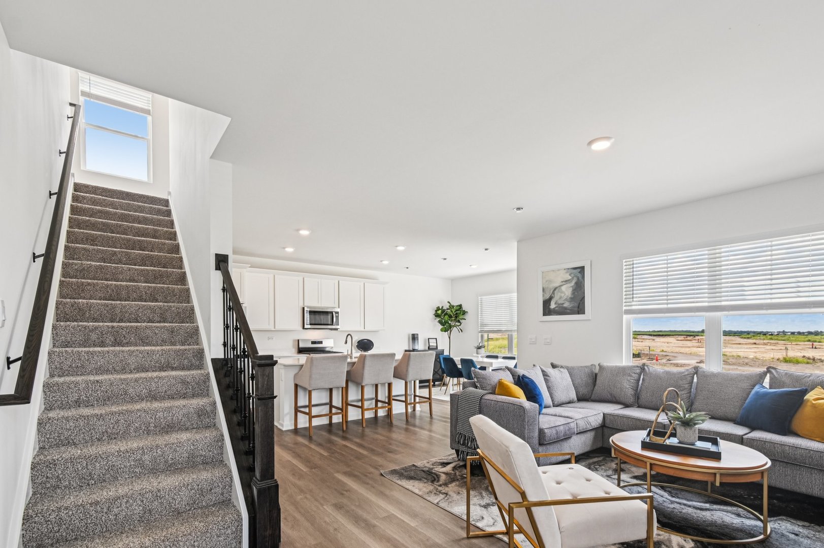 2424 Semillon Street photo 4