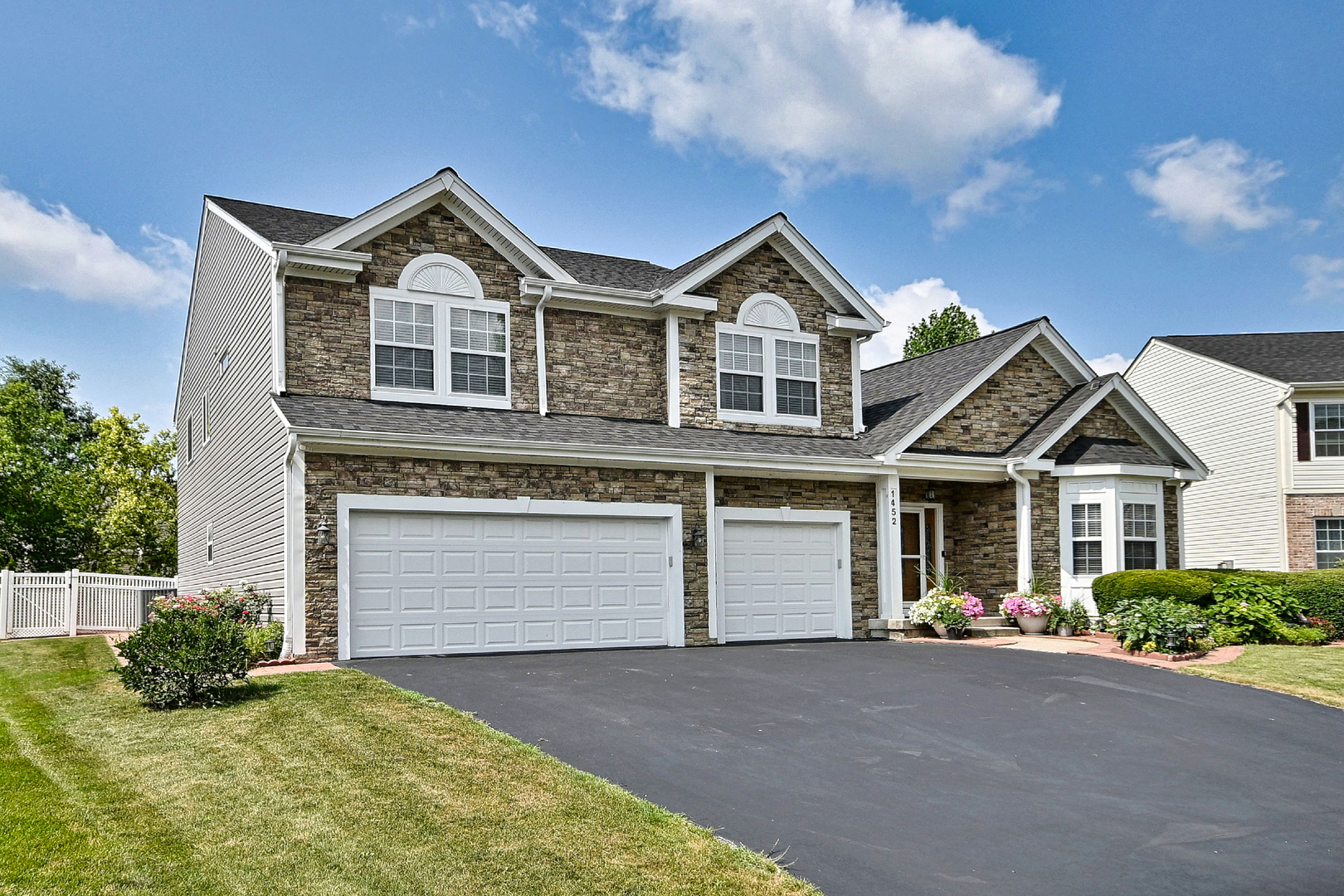 1452 Sage Drive photo 2