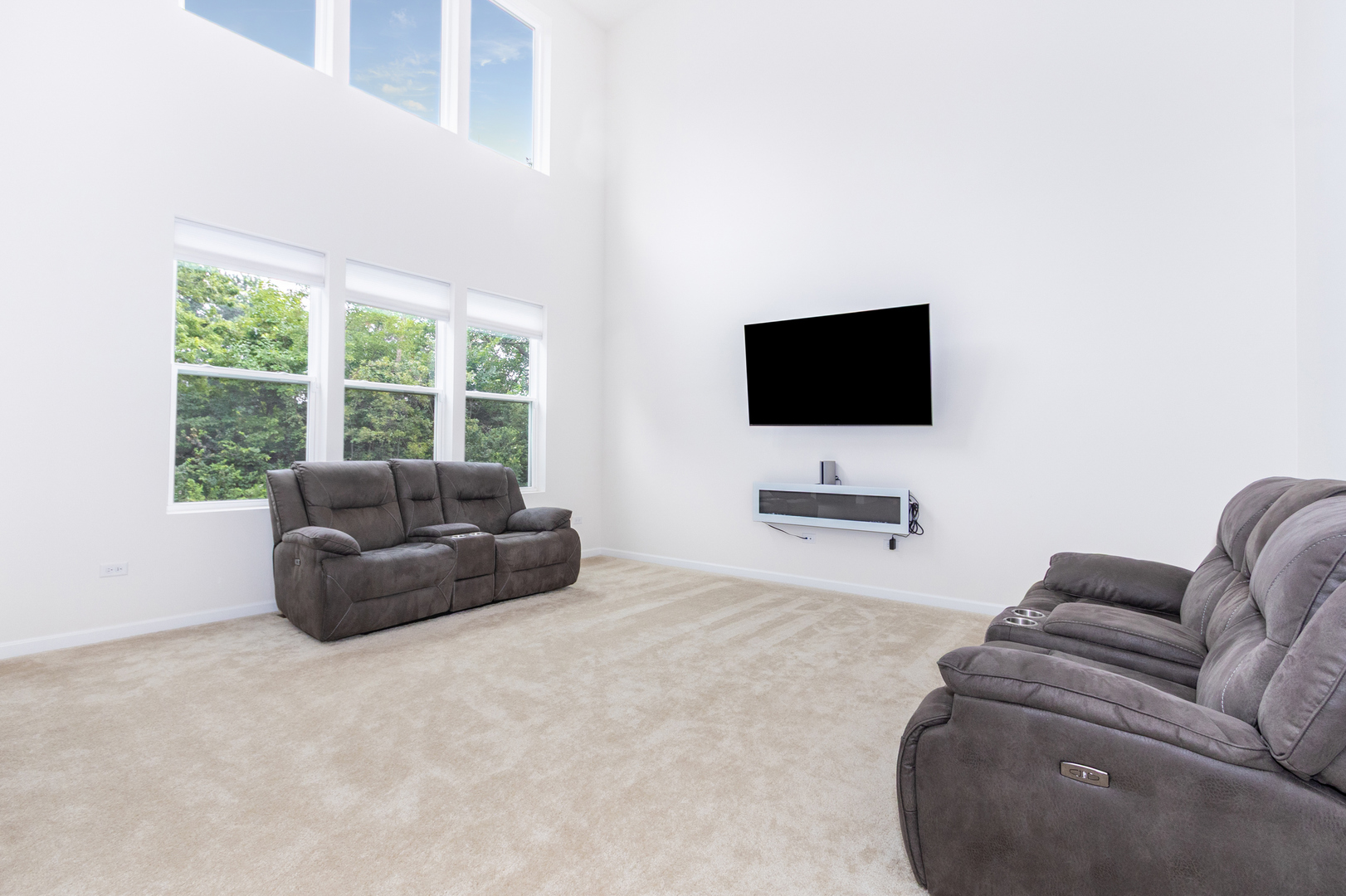 2225 Bent Grass Way photo 5