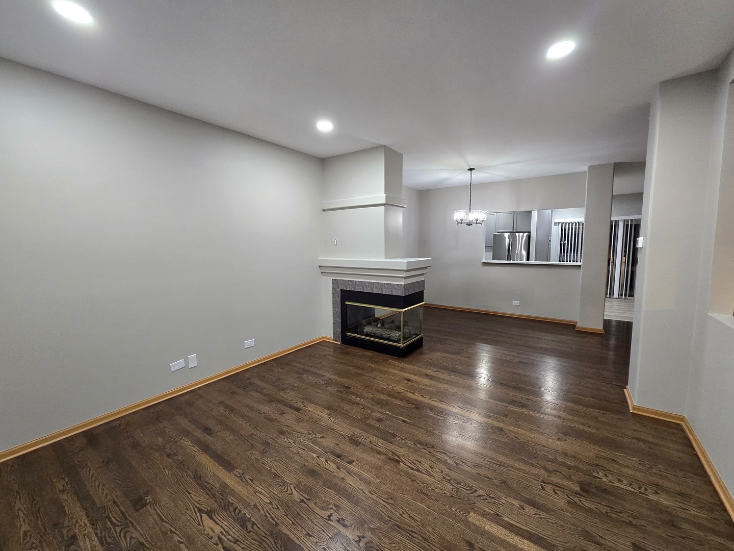 3467 Ravinia Circle photo 3