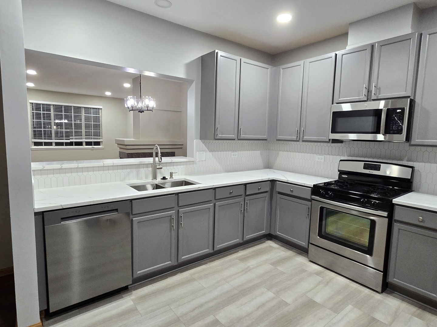 3467 Ravinia Circle photo 4