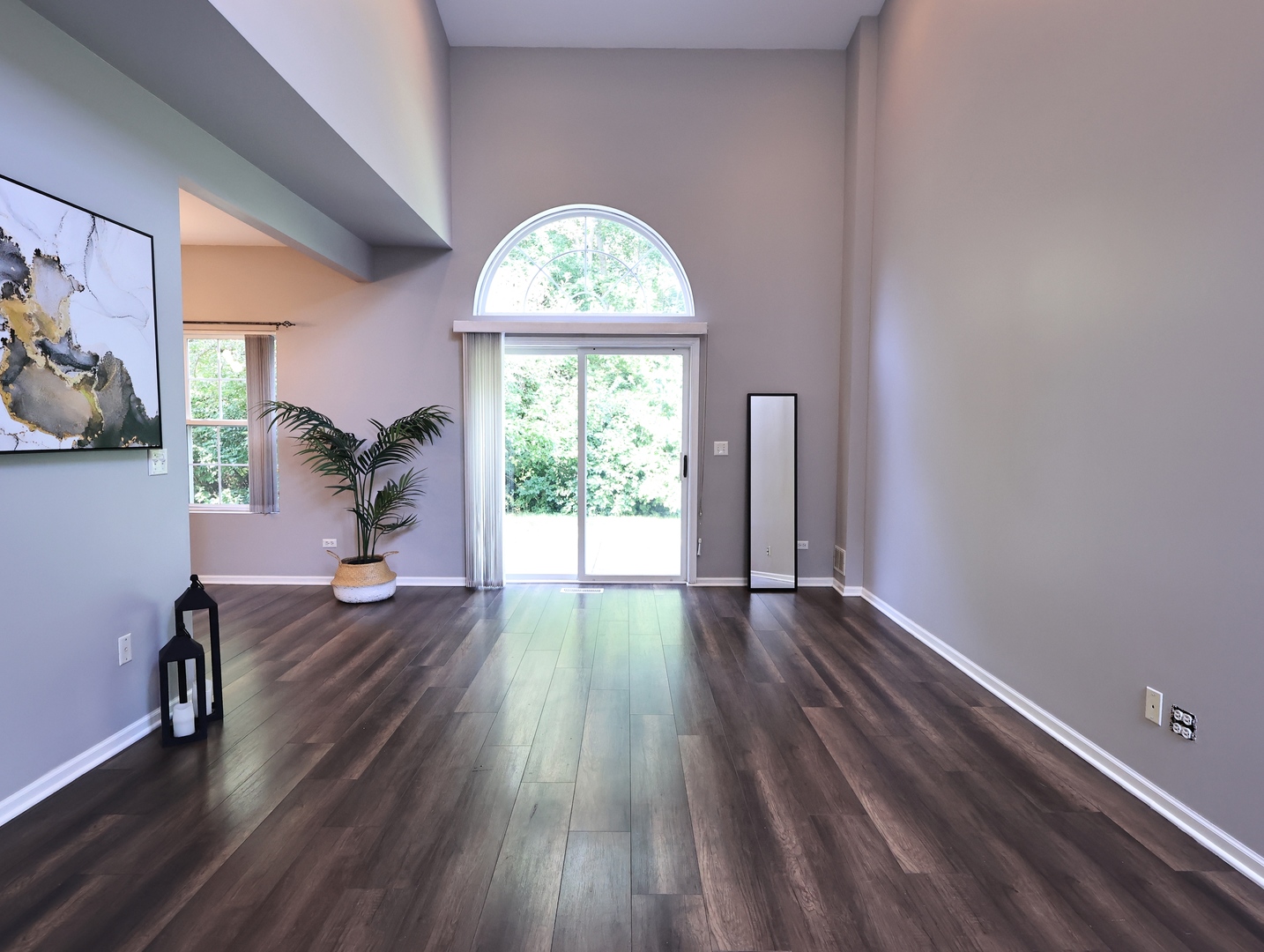 2607 Oak Tree Lane #2607 photo 5