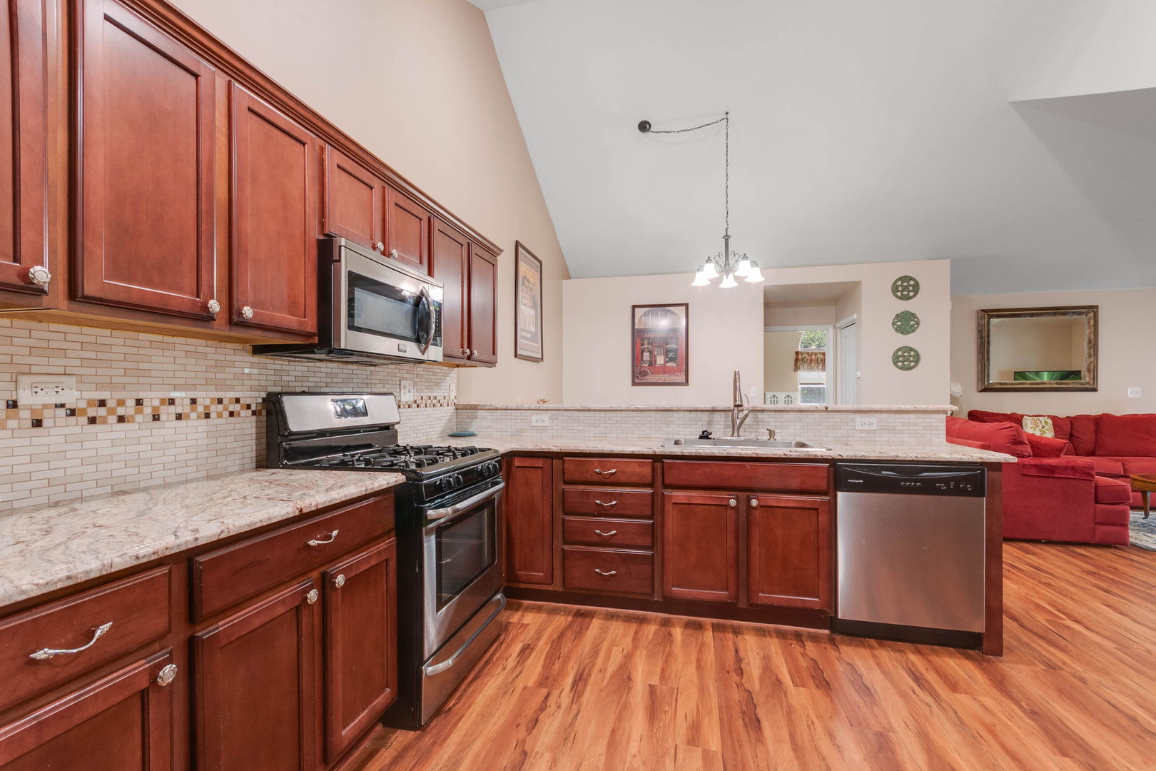 23840 W Dayfield Drive photo 4