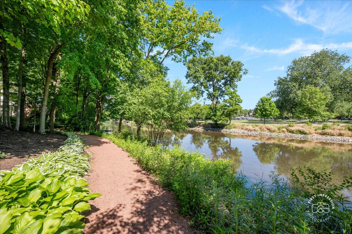 530 River Front Circle #606 photo 2