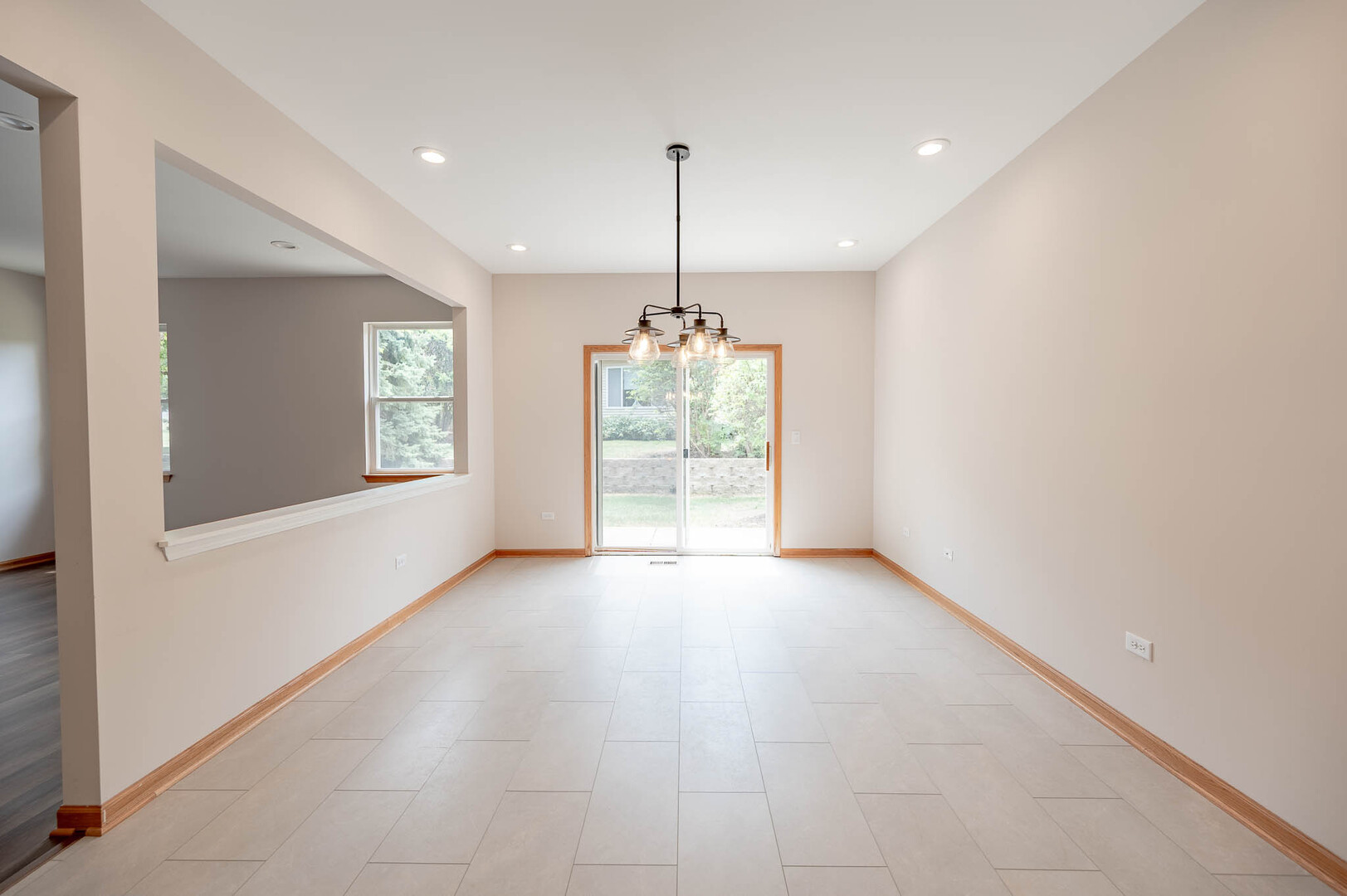 21366 W Juniper Lane photo 4