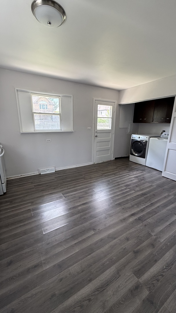 426 Mills Street photo 3