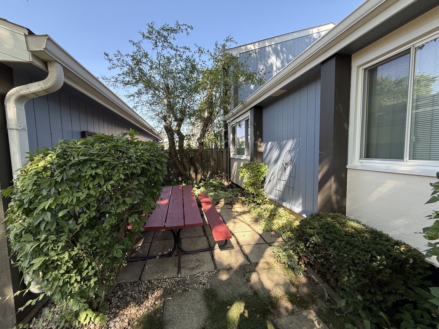 550 Sundance Drive photo 2