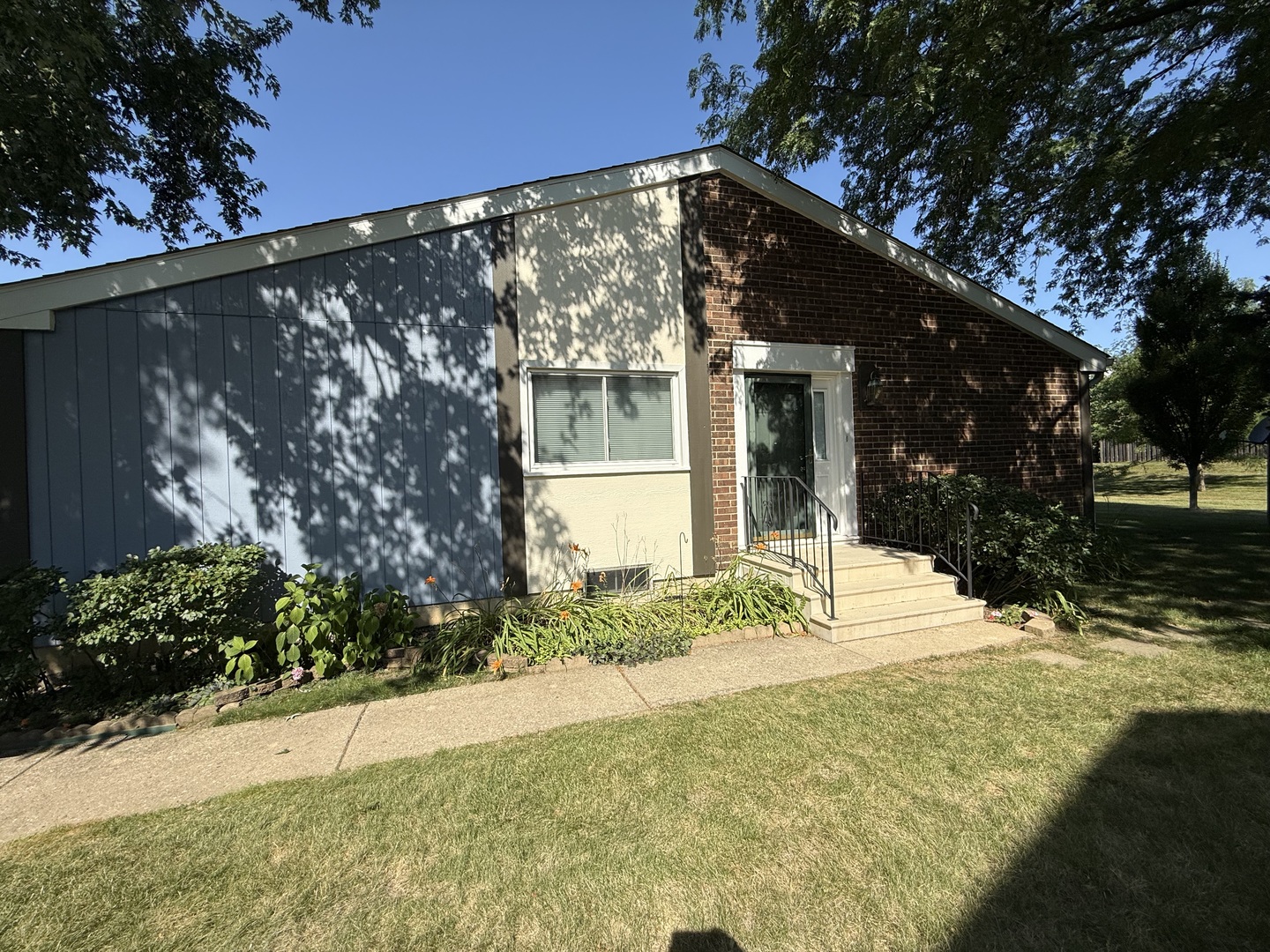 550 Sundance Drive photo 3