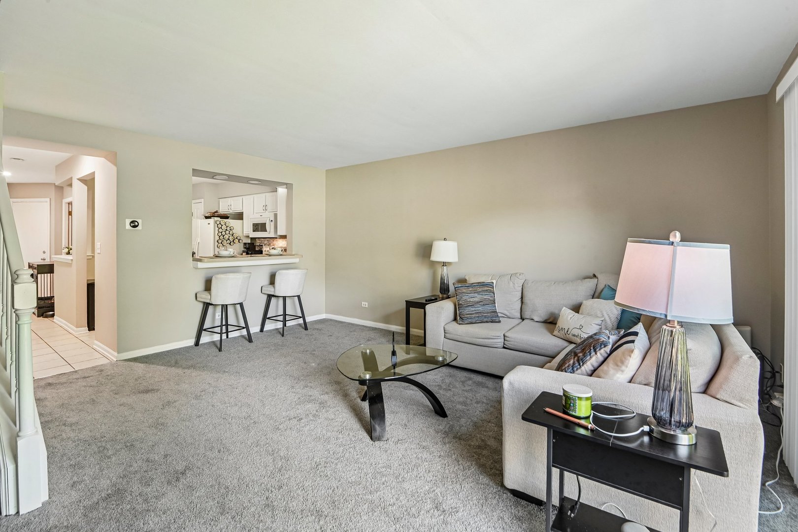 421 Lakeview Circle photo 5