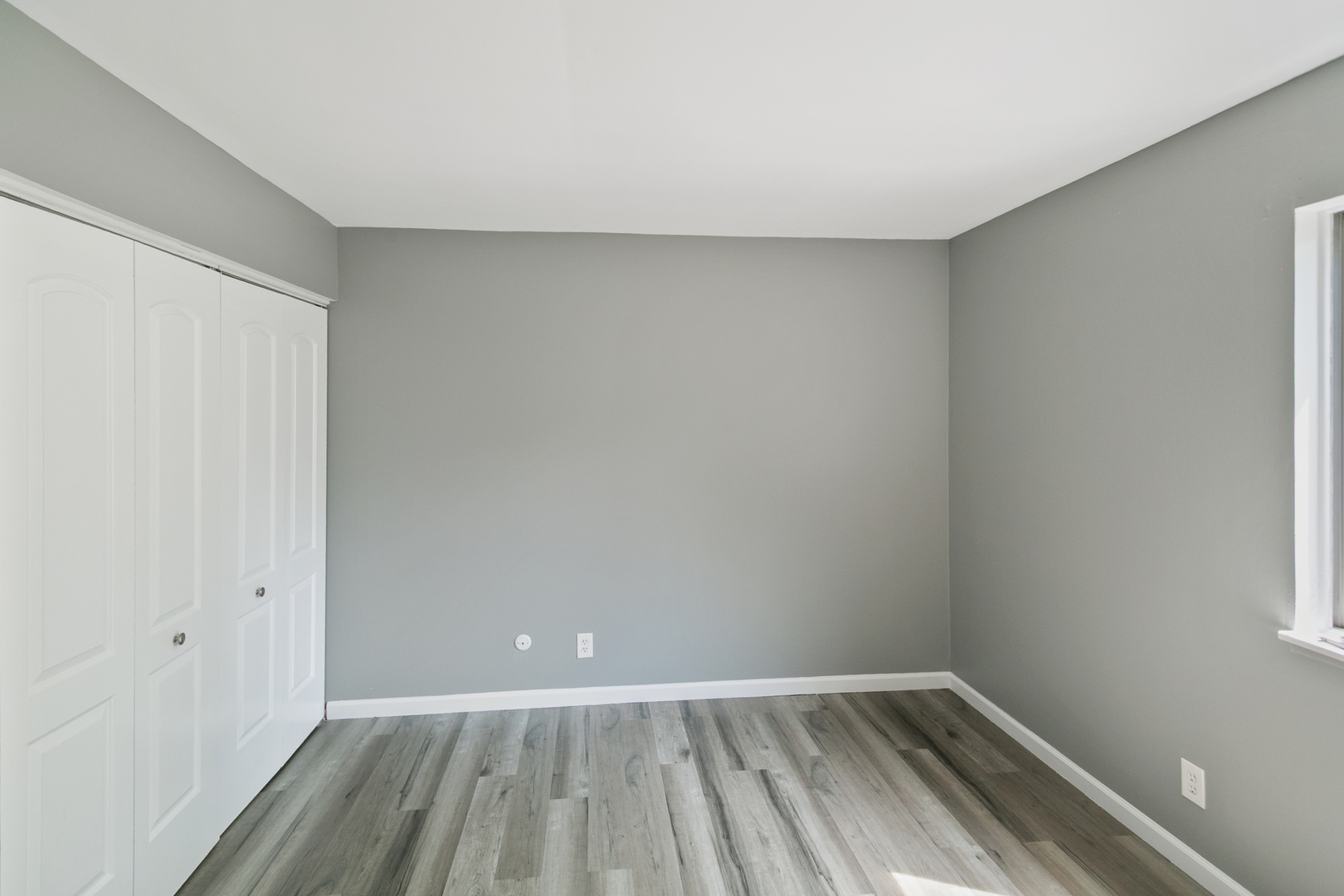164 Galewood Drive photo 4