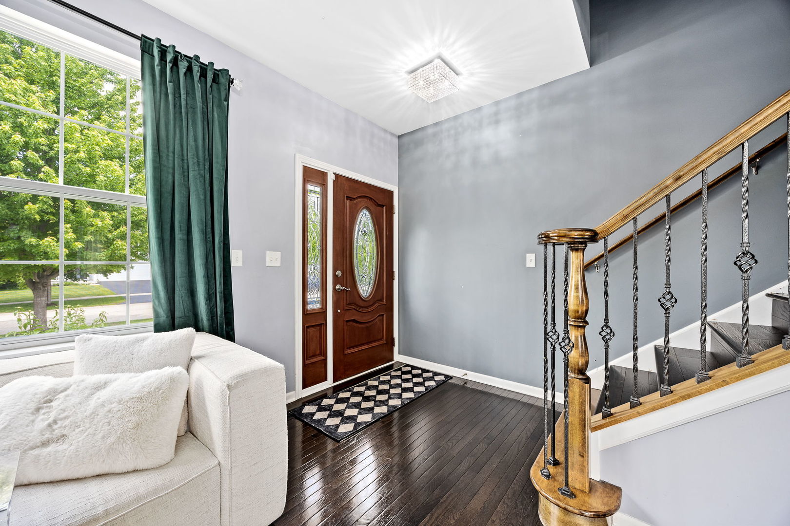 2297 Deerpath Road photo 5