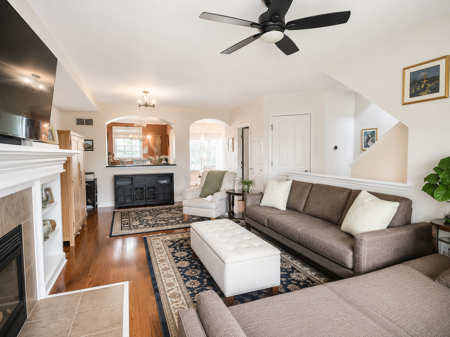 120 Lakeshore Drive #120 photo 4
