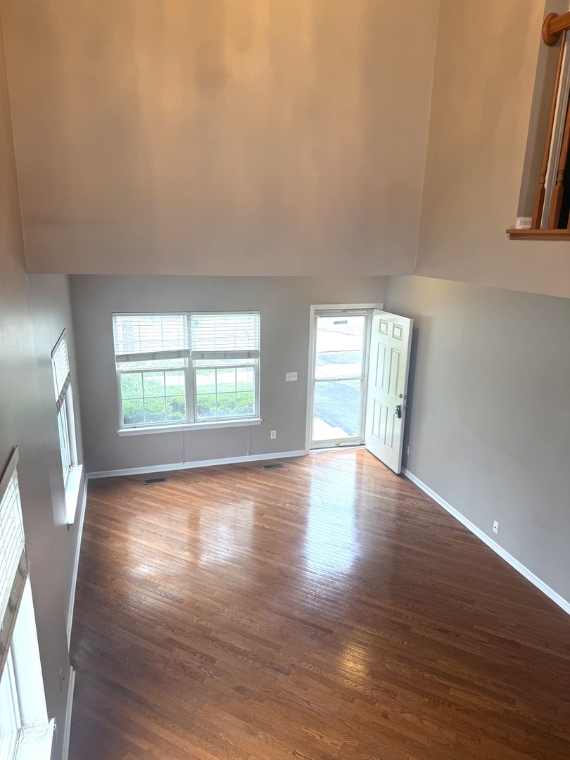 21529 Franklin Circle photo 2