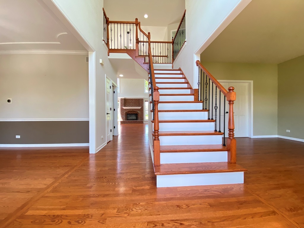720 KENDRIDGE Court photo 2