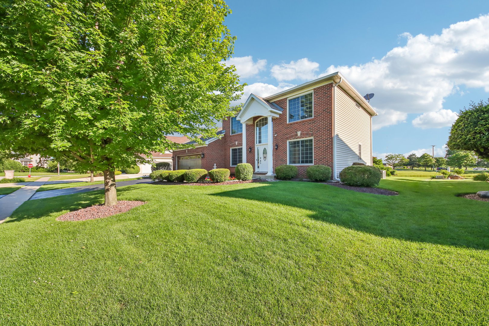 2302 Irvine Lane photo 3