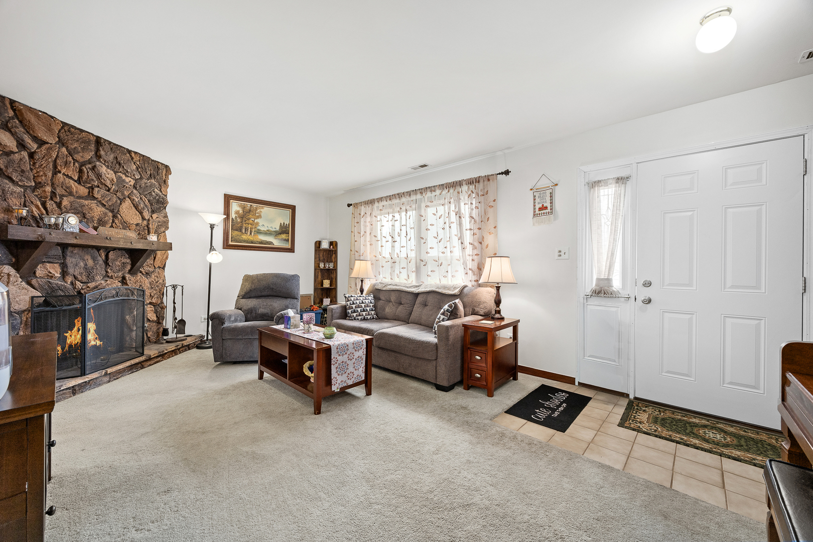 437 Wright Court photo 4