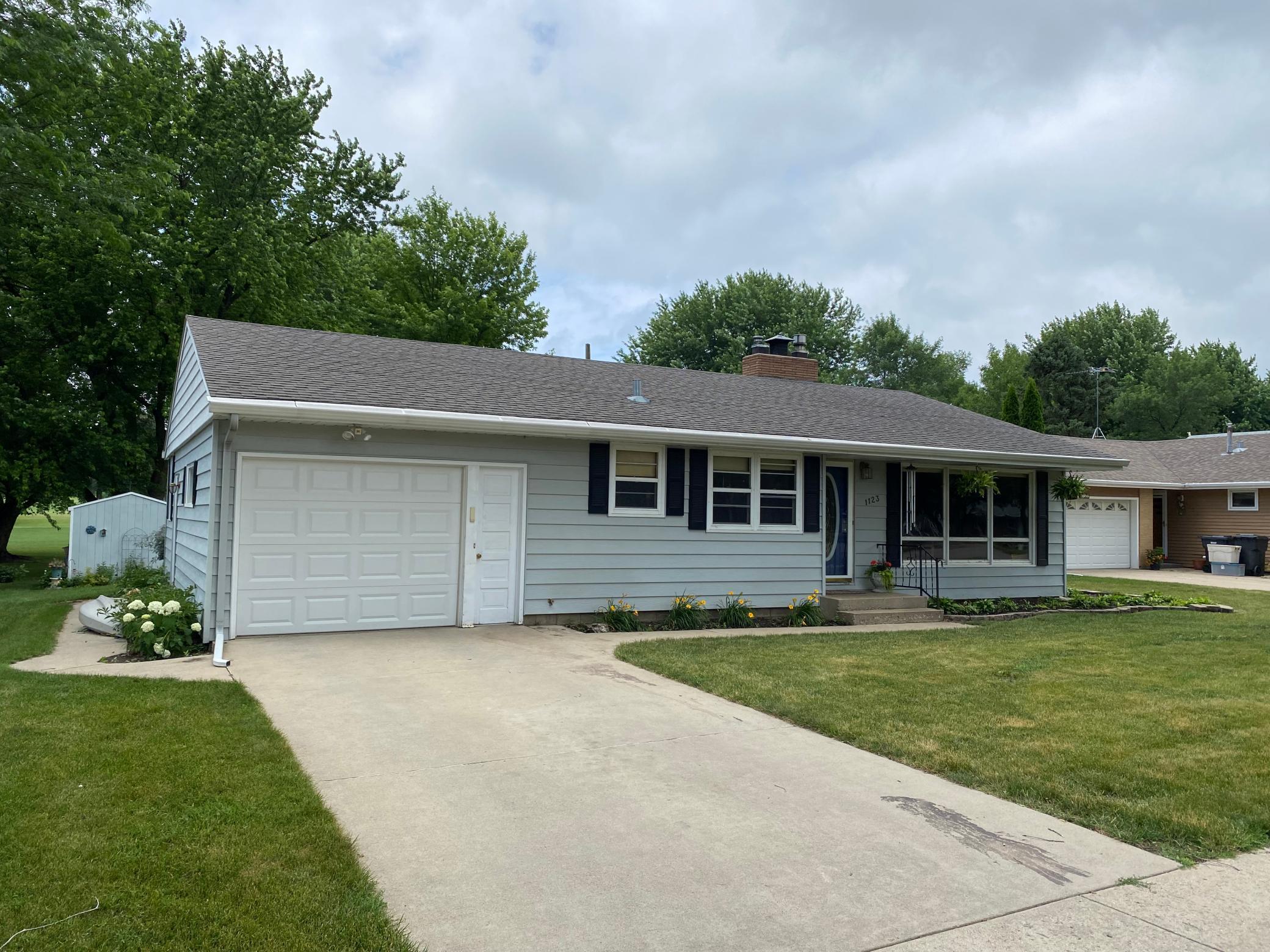 1123 Elmwood Avenue, Worthington, MN 56187