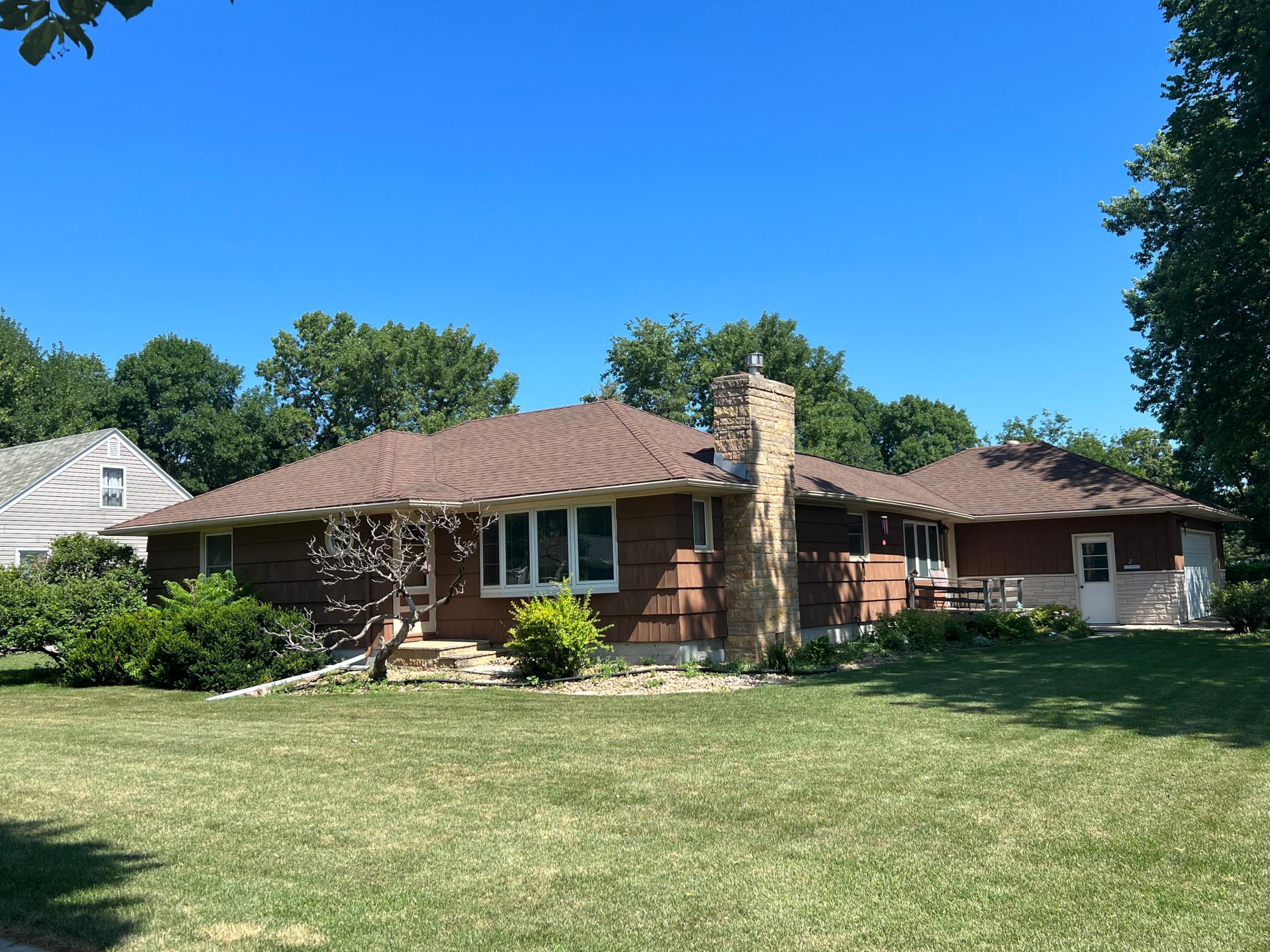 204 Clary Street W, Worthington, MN 56187
