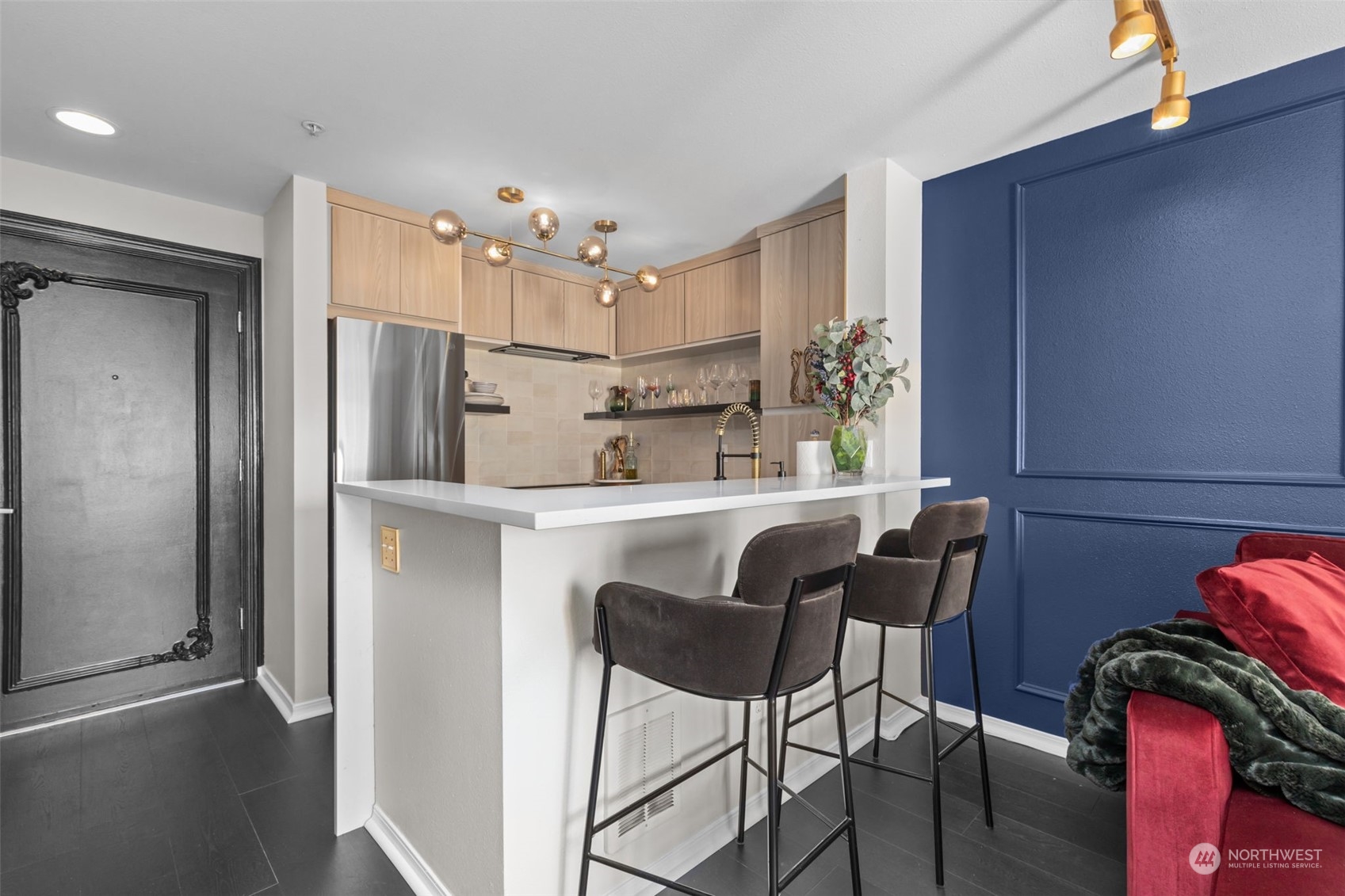 323 Queen Anne Ave N 410 Seattle Windermere Professional Partners