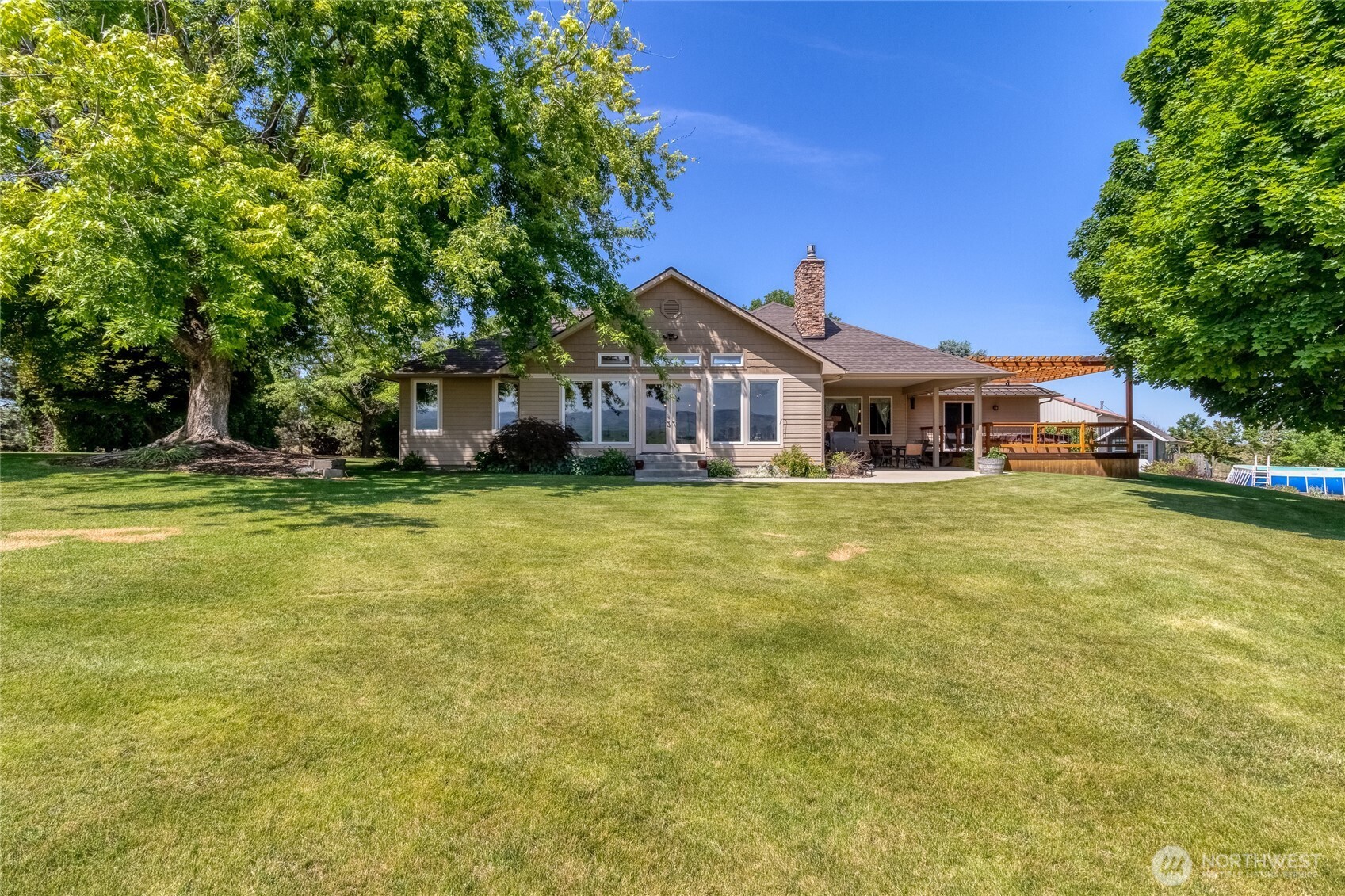 Property photo for 4673 Larson Road