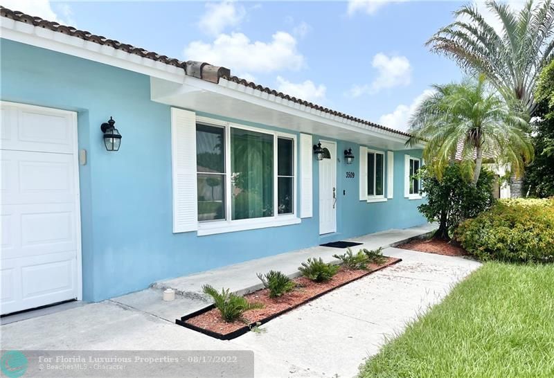3509 NW 25th Way