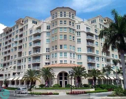 99 SE Mizner Blvd #728