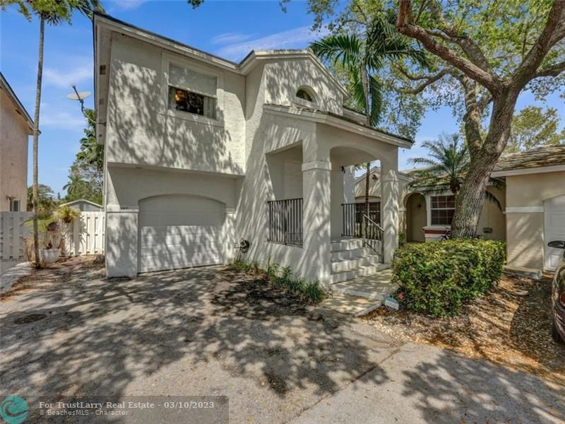 9969 NW 9th Ct, Plantation MLSF10369896 Century Village Real